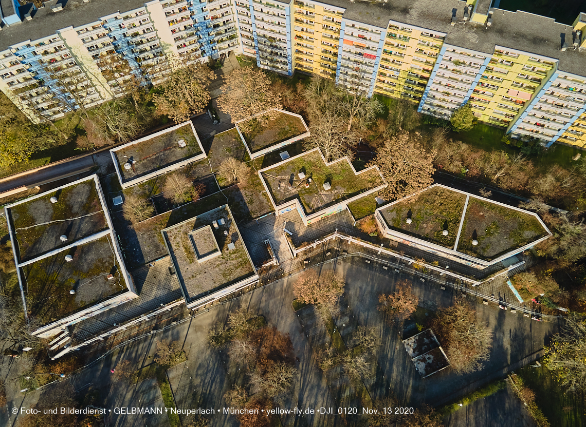 13.11.2020 - die Abrissbaustelle Quiddezentrum in Neuperlach